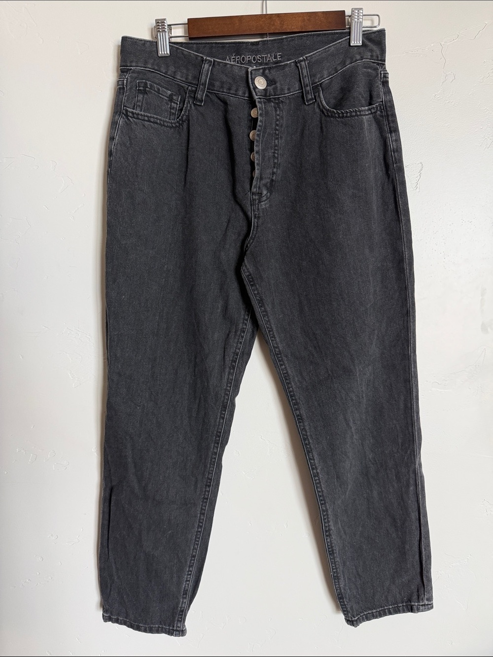 Aeropostale Mom Jeans High-Rise Black Button-Fly Jeans Size 8